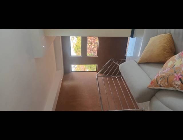 8 BEDROOM HOUSE FOR SALE IN BONGELA